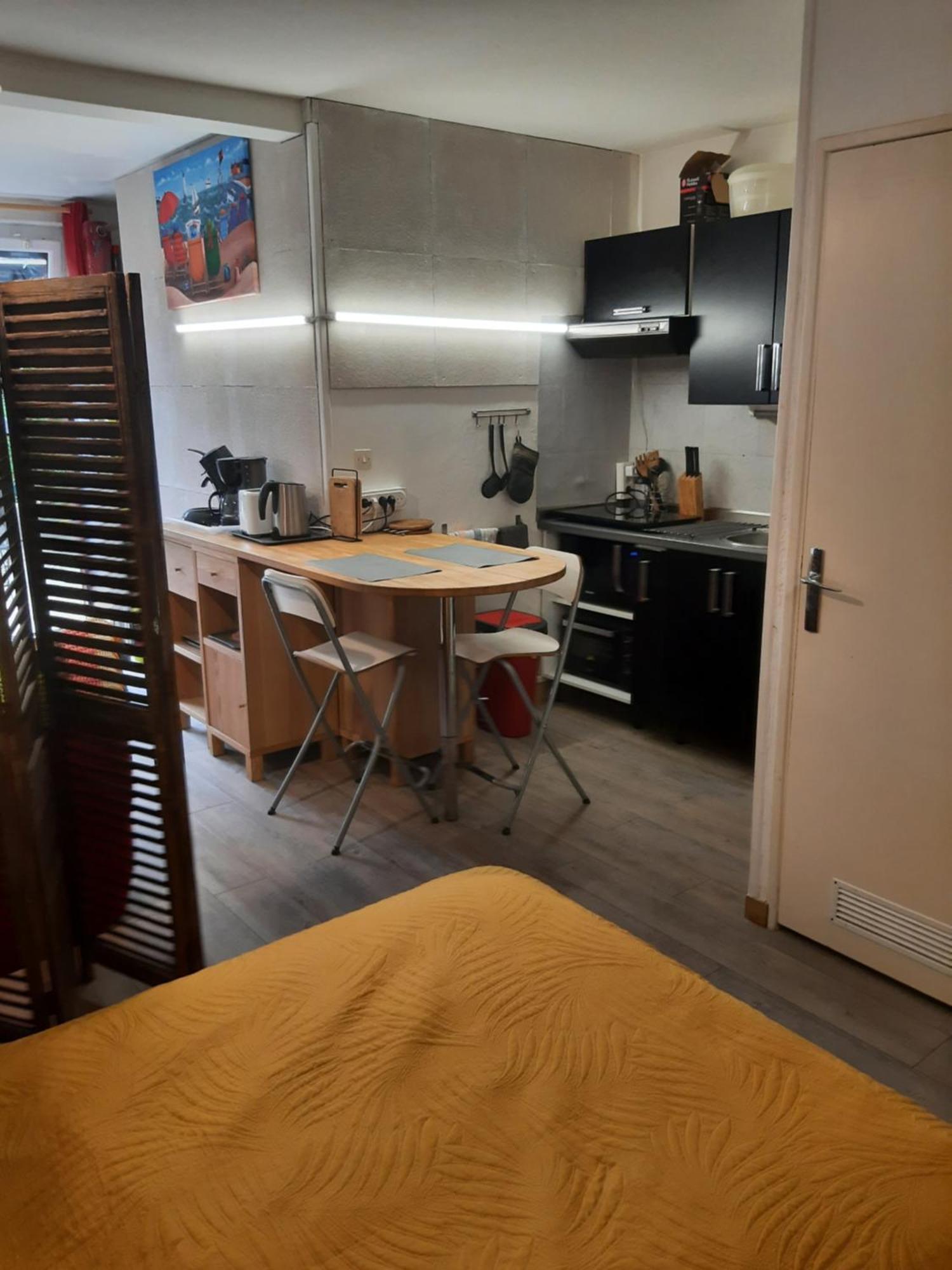 Duplex14H 1Er Etage Jardinet 1 Parking Ou Studio14B Rdc Terrasse Sans Parking La Rochelle  Kültér fotó
