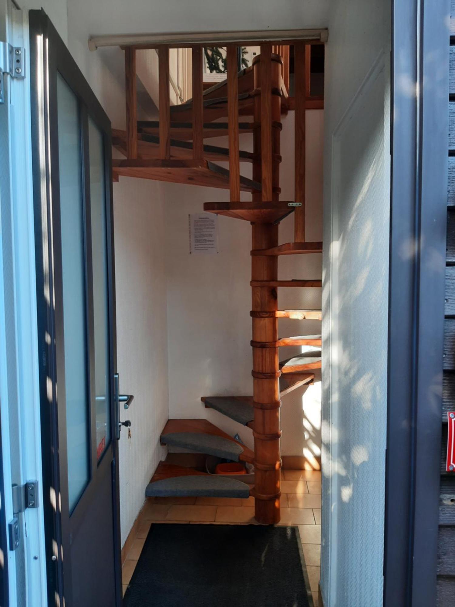 Duplex14H 1Er Etage Jardinet 1 Parking Ou Studio14B Rdc Terrasse Sans Parking La Rochelle  Kültér fotó