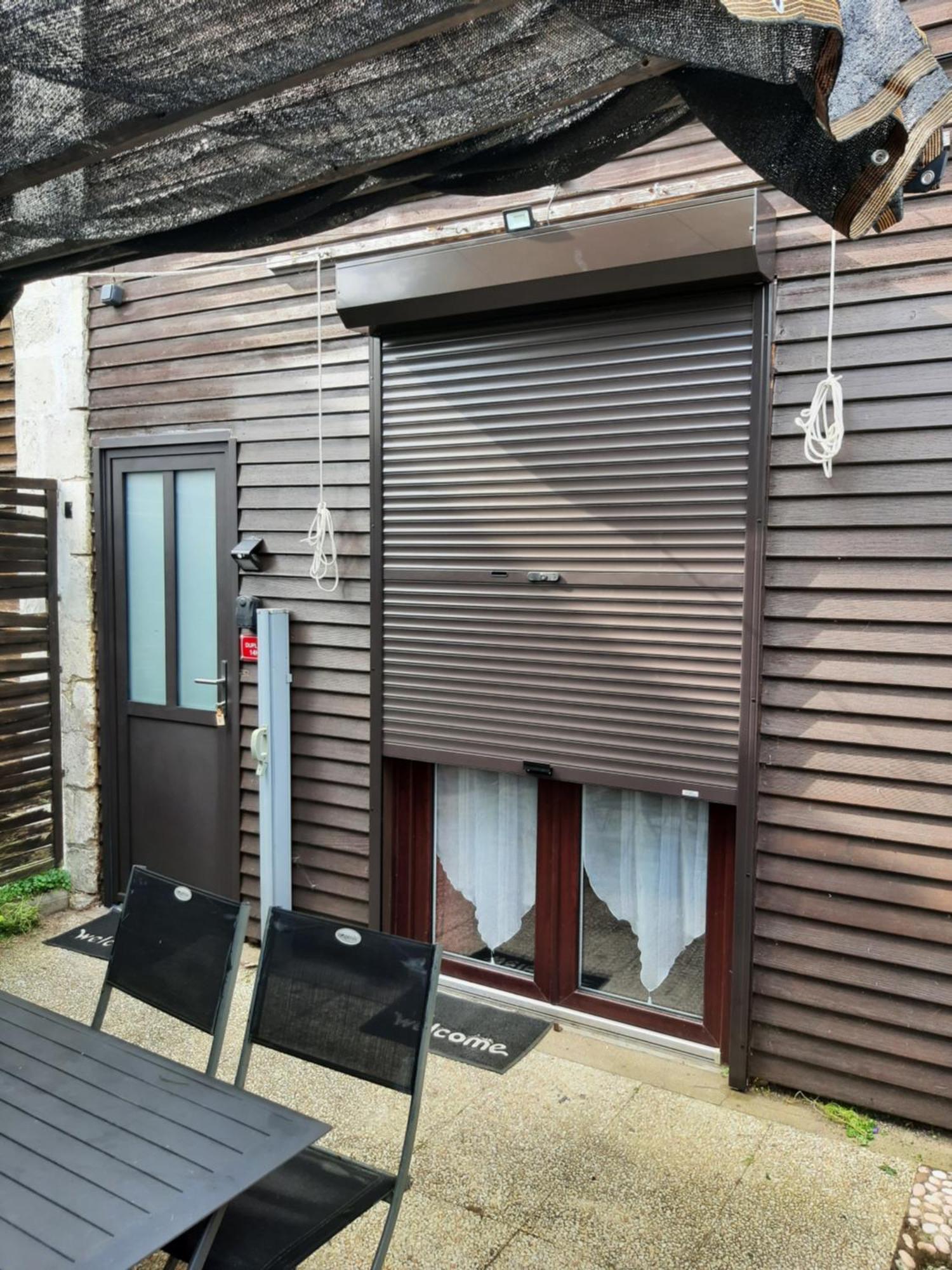 Duplex14H 1Er Etage Jardinet 1 Parking Ou Studio14B Rdc Terrasse Sans Parking La Rochelle  Kültér fotó