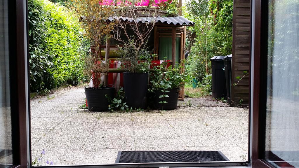 Duplex14H 1Er Etage Jardinet 1 Parking Ou Studio14B Rdc Terrasse Sans Parking La Rochelle  Kültér fotó